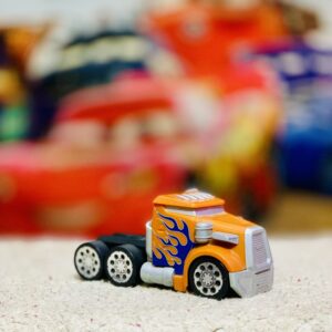 Hot Wheels PowerDrop Transporter 2009