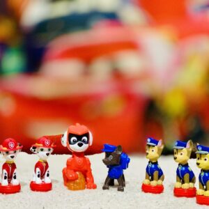 4 Fire Brigade rescue vehicles and 4 Paw Patrol Police Pup figures