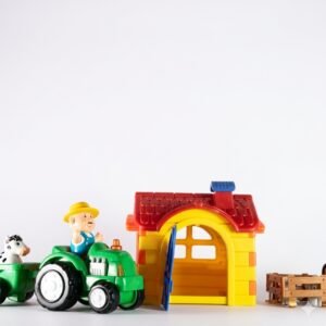 Musical Tractor – Farm Playset with Farmer & Barn