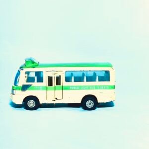 Diecast Minibus Model Collectible (Heavy Weight)